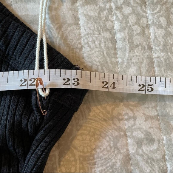 Good American Ribbed Scoop Back Sleeveless Thong Bodysuit in Black 4X NWT - Picture 10 of 11